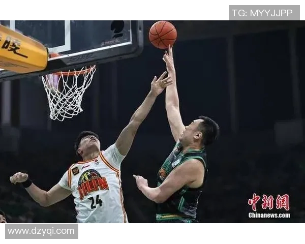 2015年CBA季后赛辽宁队对阵广东队的精彩对决回顾与分析